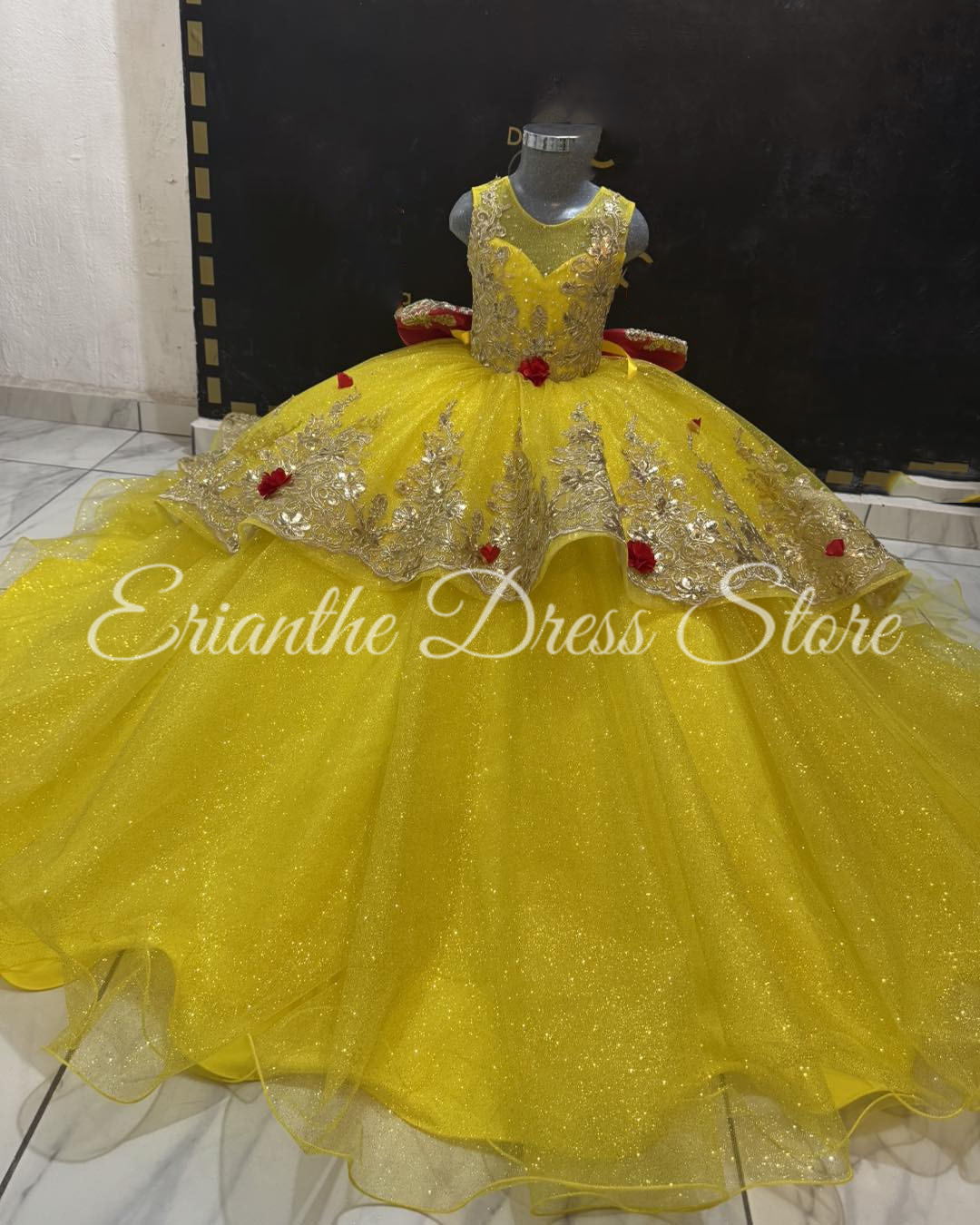 Embroidery Yellow Flower - สีเหลืองดอกไม้สาวชุดสําหรับงานแต่งงานTulle Puffyสีแดงโบว์เงาเด็กวันเกิดParty First Communion Ball Gownsที่กําหนดเอง