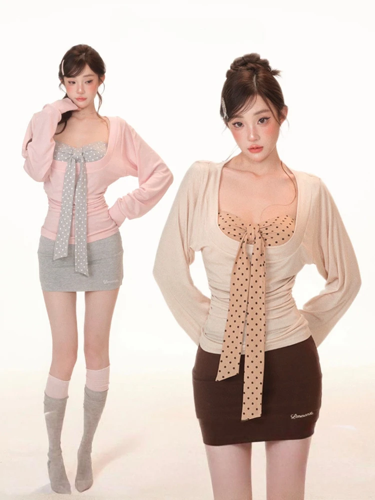 ชุดเซ็ตสองชิ้นสไตล์ Y2K: เสื้อ - Embroidery Set บทวิจารณ์และราคา