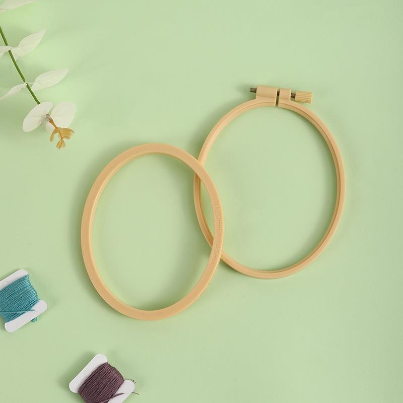 ไม้ไผ่เทียมพลาสติกรูปวงรีสีงาน - Embroidery Hoop Stand บทวิจารณ์และราคา