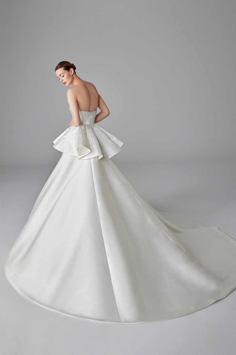 ชุดแต่งงานที่หรูหรา ทรงเอ ผ้าซ - Embroidery Online Designs บทวิจารณ์และราคา