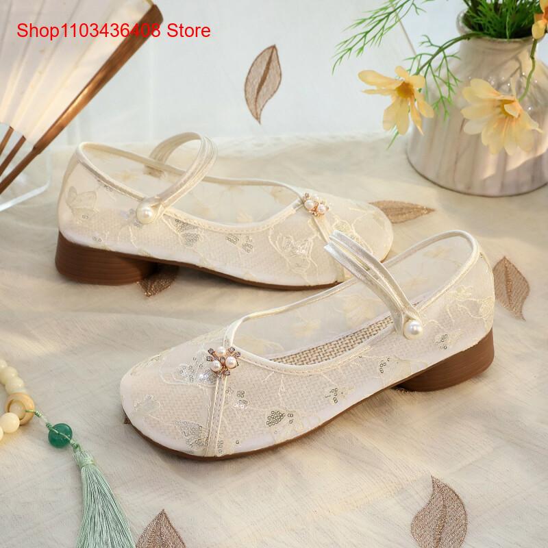 รองเท้าส้นเตี้ยตาข่ายแบบใหม่พร - Embroidery Style บทวิจารณ์และราคา
