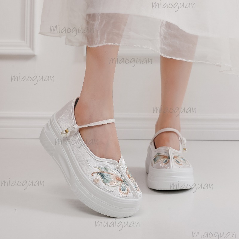 รองเท้าส้นหนาสไตล์จีนสำหรับผู้ - Embroidery Style บทวิจารณ์และราคา
