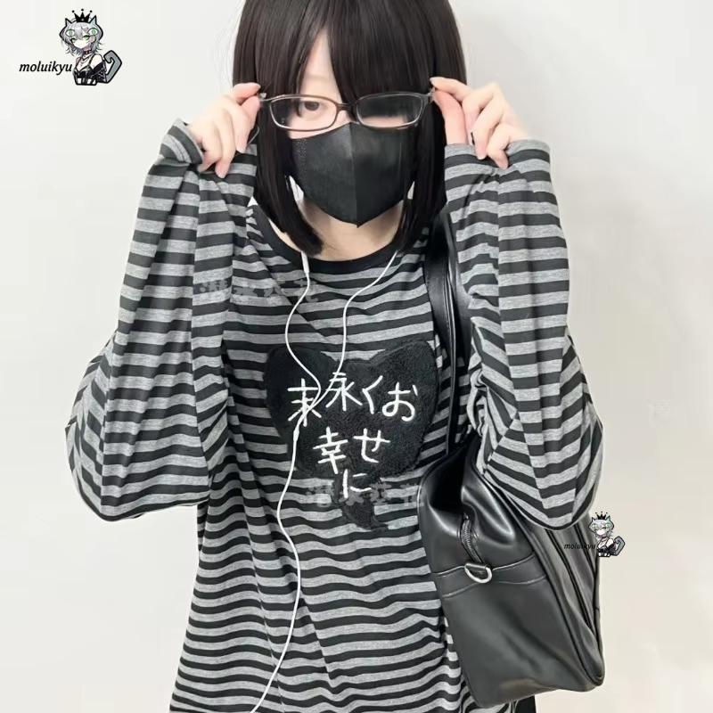 เสื้อยืดแขนยาวคอกลมสไตล์อเมริก - Embroidery Style บทวิจารณ์และราคา