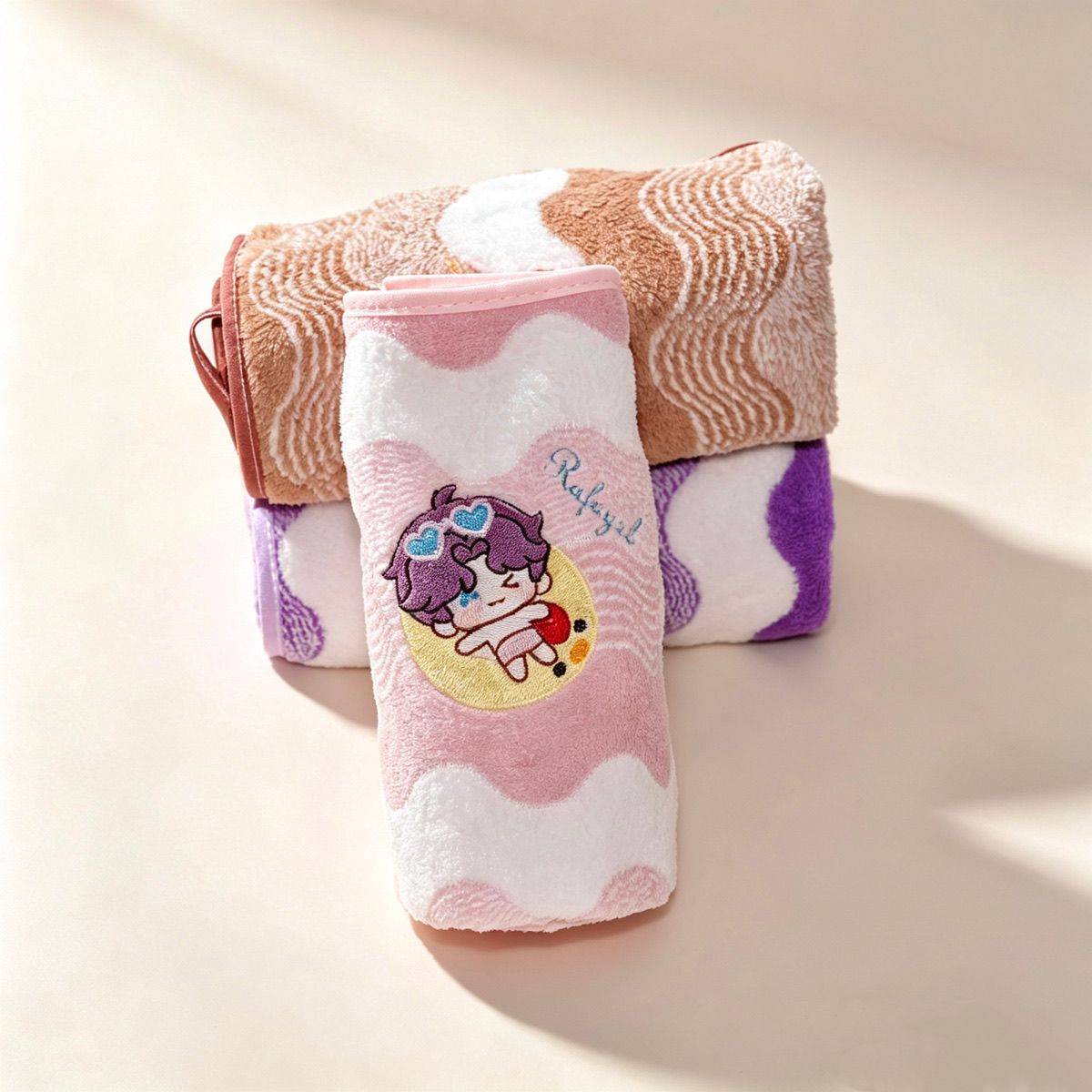 ผ้าเช็ดมือขนแกะลายการ์ตูน Anim - Embroidery Love บทวิจารณ์และราคา