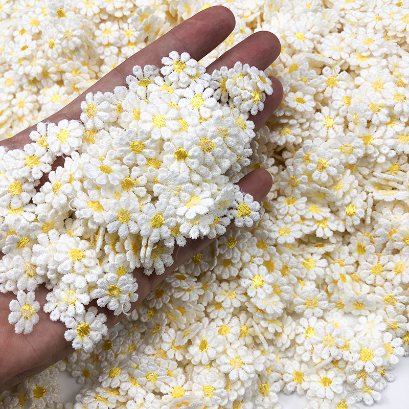 ลูกไม้ปักลายดอกทานตะวันสีเหลือ - Embroidery Yellow Flower บทวิจารณ์และราคา